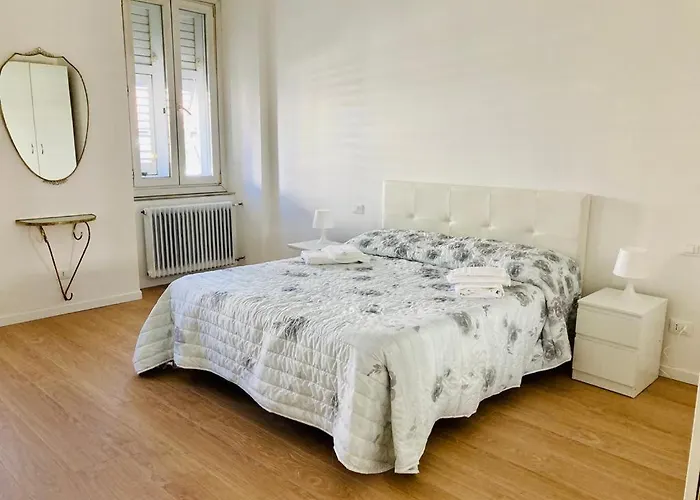 Adriana Триест